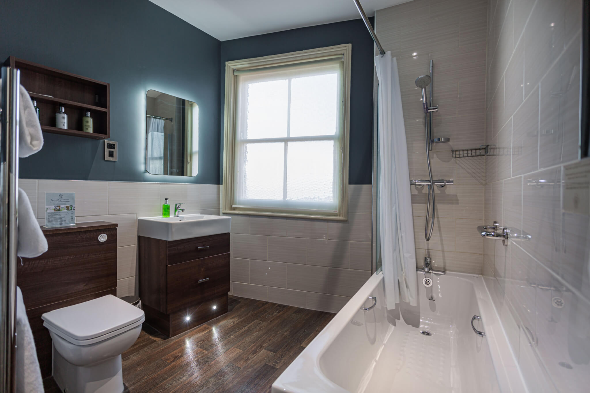 Classic Twin Room Hotel Boston 4 scaled